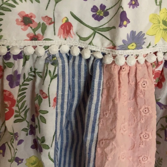 Gorgeous Little Girl Dress size 4 - Picture 3 of 4